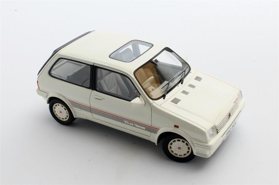 CULT 1:18 Scale Model 1986-90 MG Metro Turbo - White- CML170-1