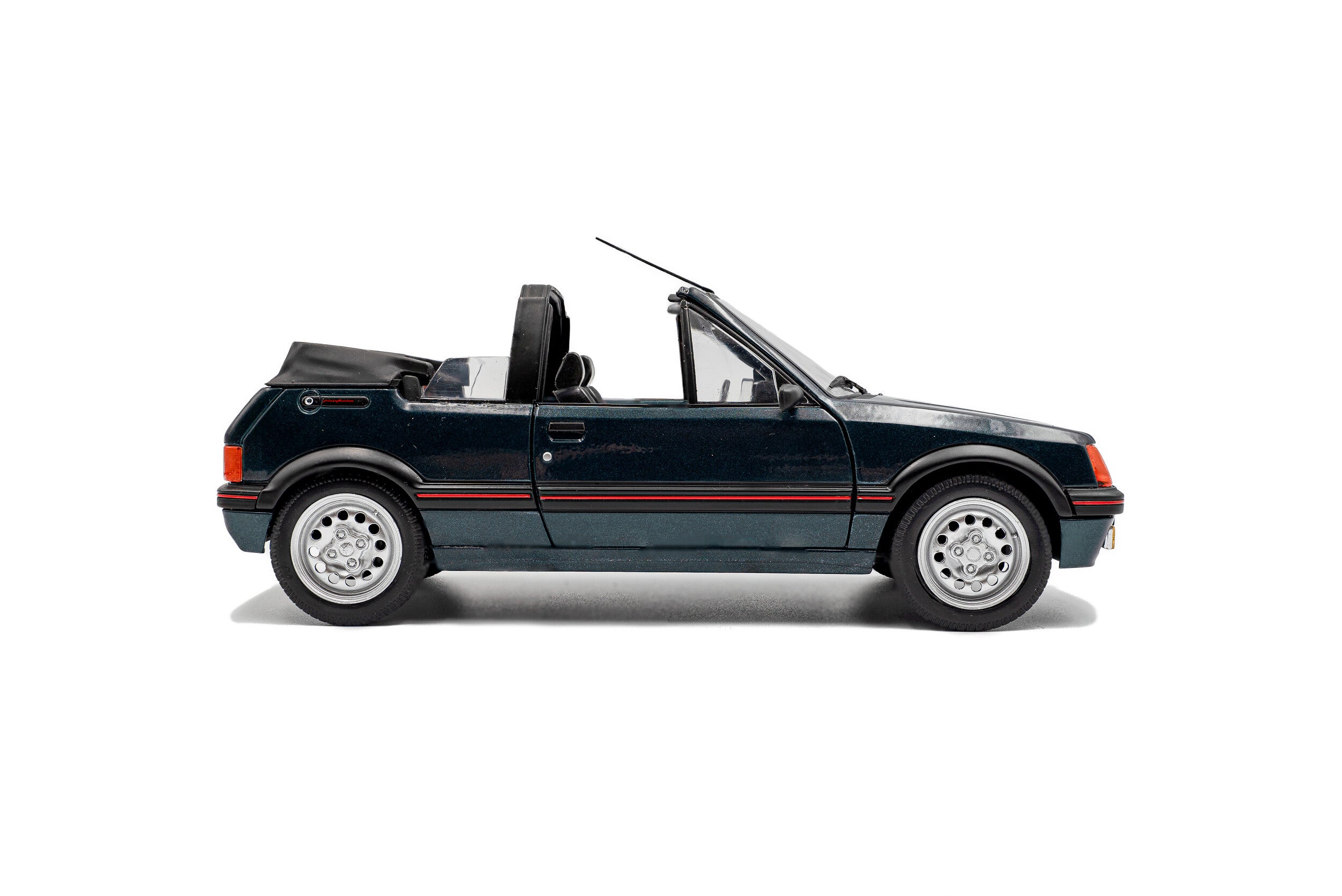 Solido 1:18 Diecast - 1986 Peugeot 205 CTi (Mk1) GTi 1.6 Cabriolet, Blue Green Metallic - S1806204