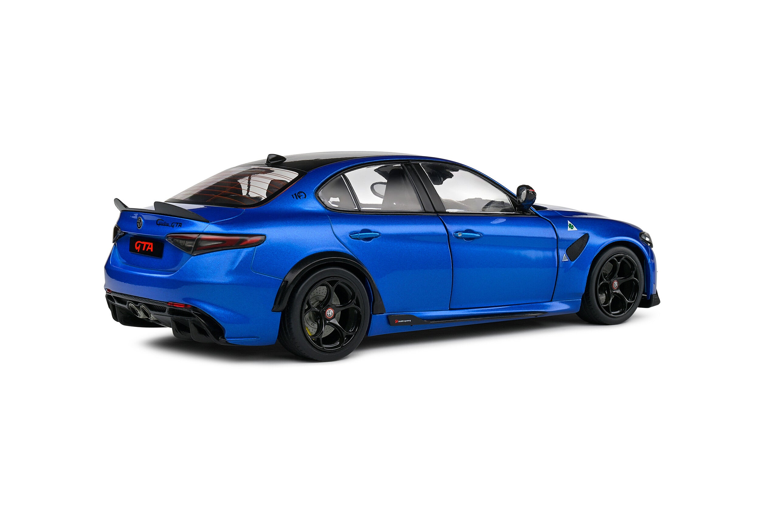Solido 1:18 Diecast Model Car - 2022 Alfa Romeo Giulia GTA - Annodised Blue - S1806906