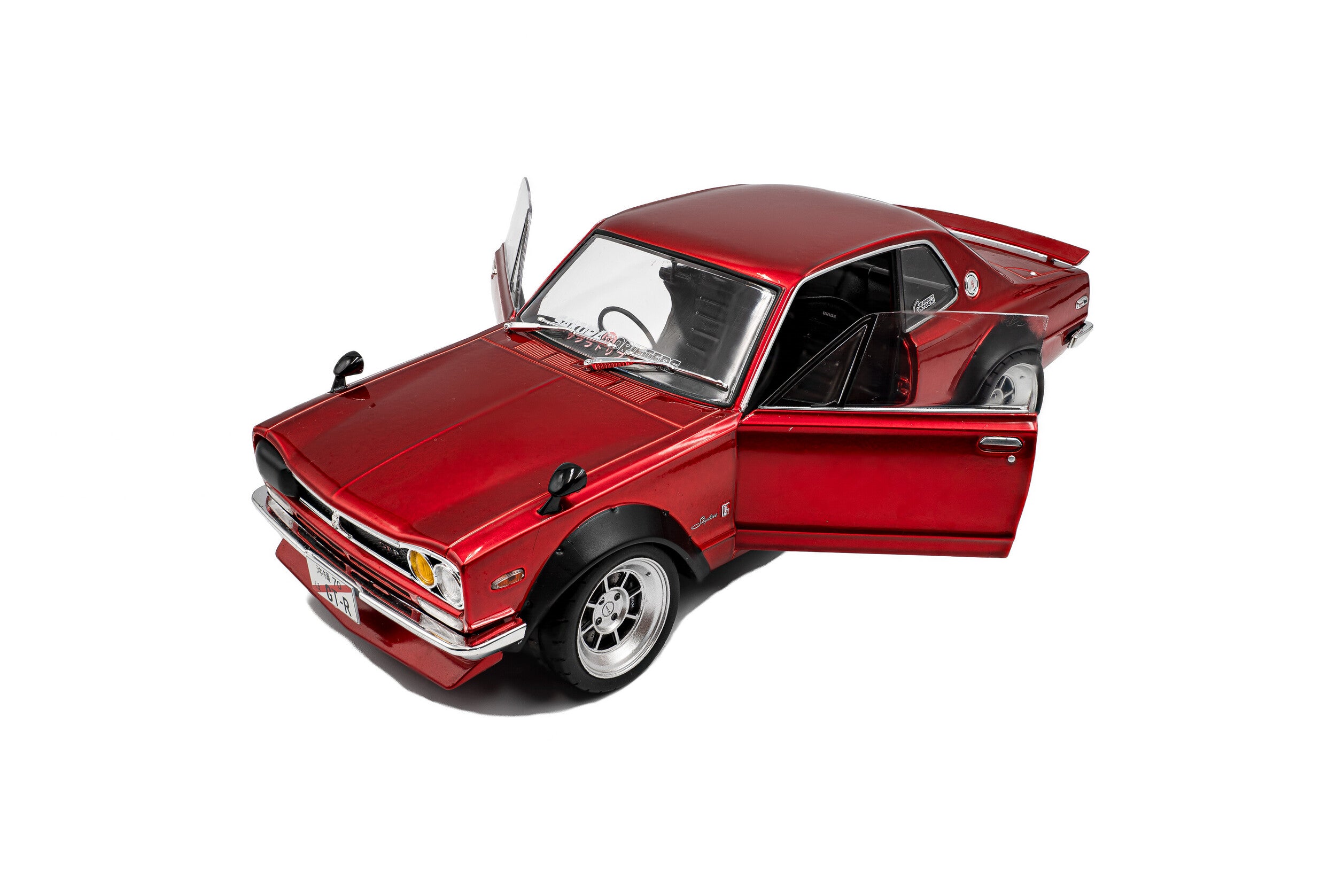 SOLIDO 1:18 Scale - 1970 Nissan Skyline (C10) Hakosuka SOLIDO WORKS – Red Metallic - S1813002
