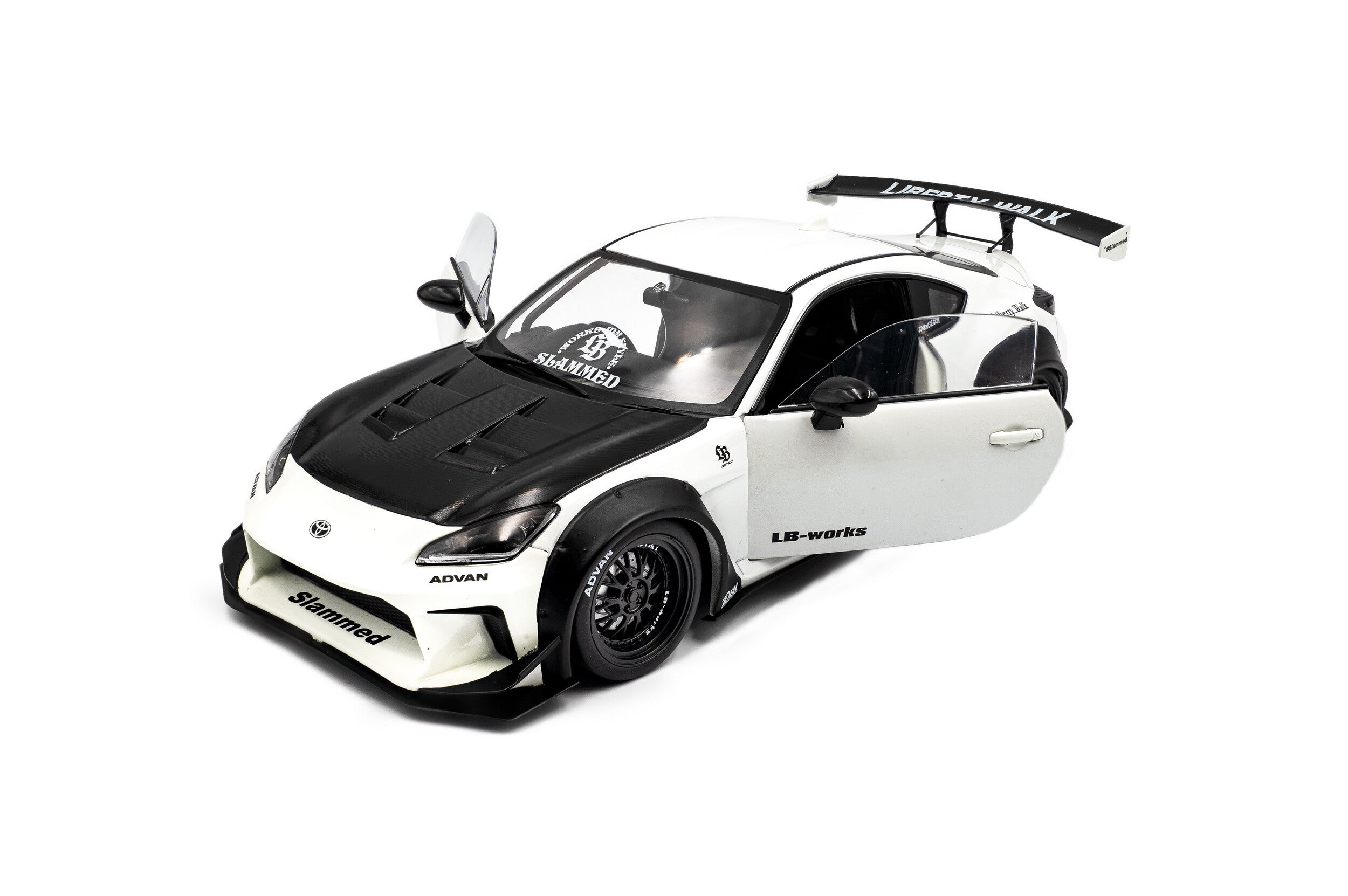 Solido 1:18 Diecast - Toyota GR86 LBWK BODY KIT, White - S1813602