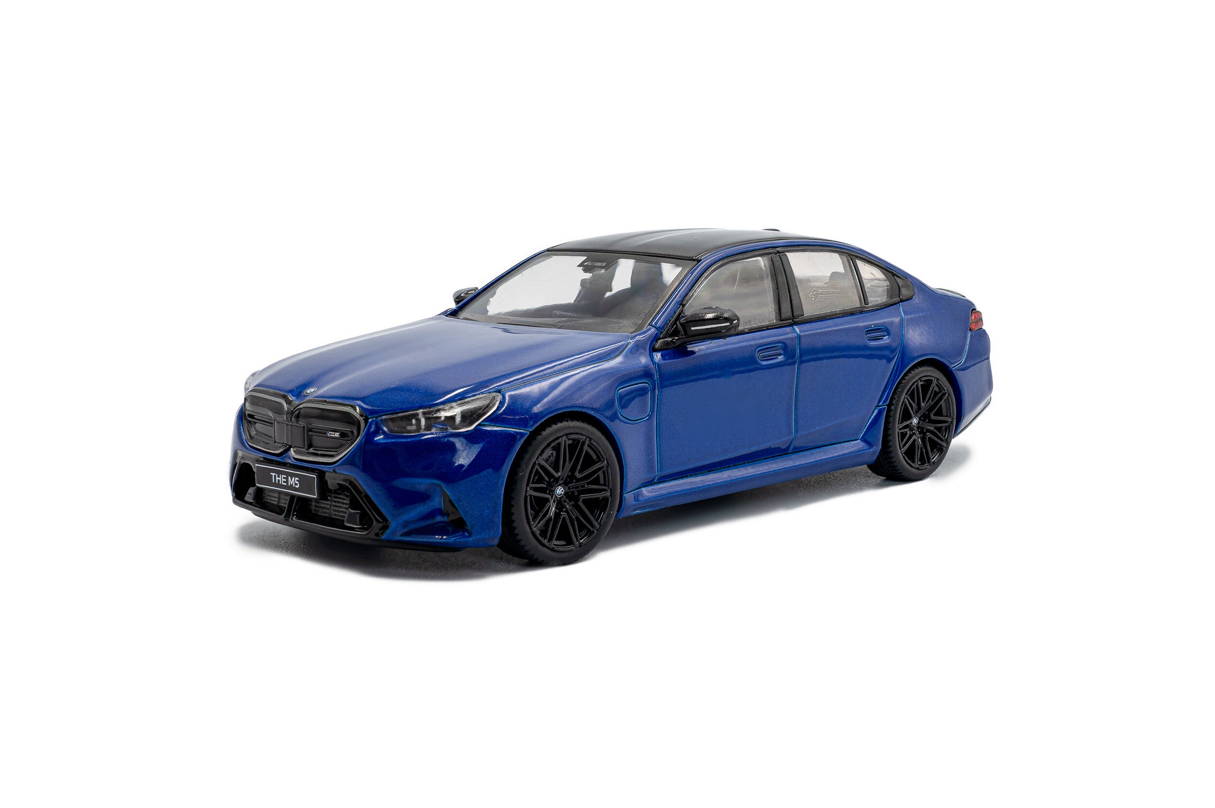 Solido 1:43 Diecast - 2024 BMW M5 Sedan (Saloon), Marina Bay Blue- S4317551