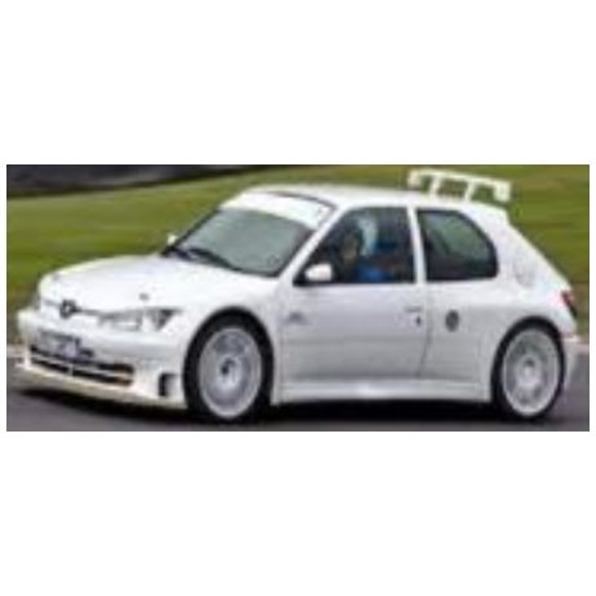 Solido 1:18 Diecast - 1996 Peugeot 306 Maxi V1 Kit Version, White - S1808307