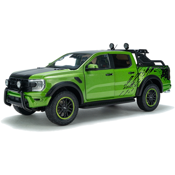 SOLIDO 1:18 Scale - 2024 Ford Ranger Raptor, Metallic Green - S1813903