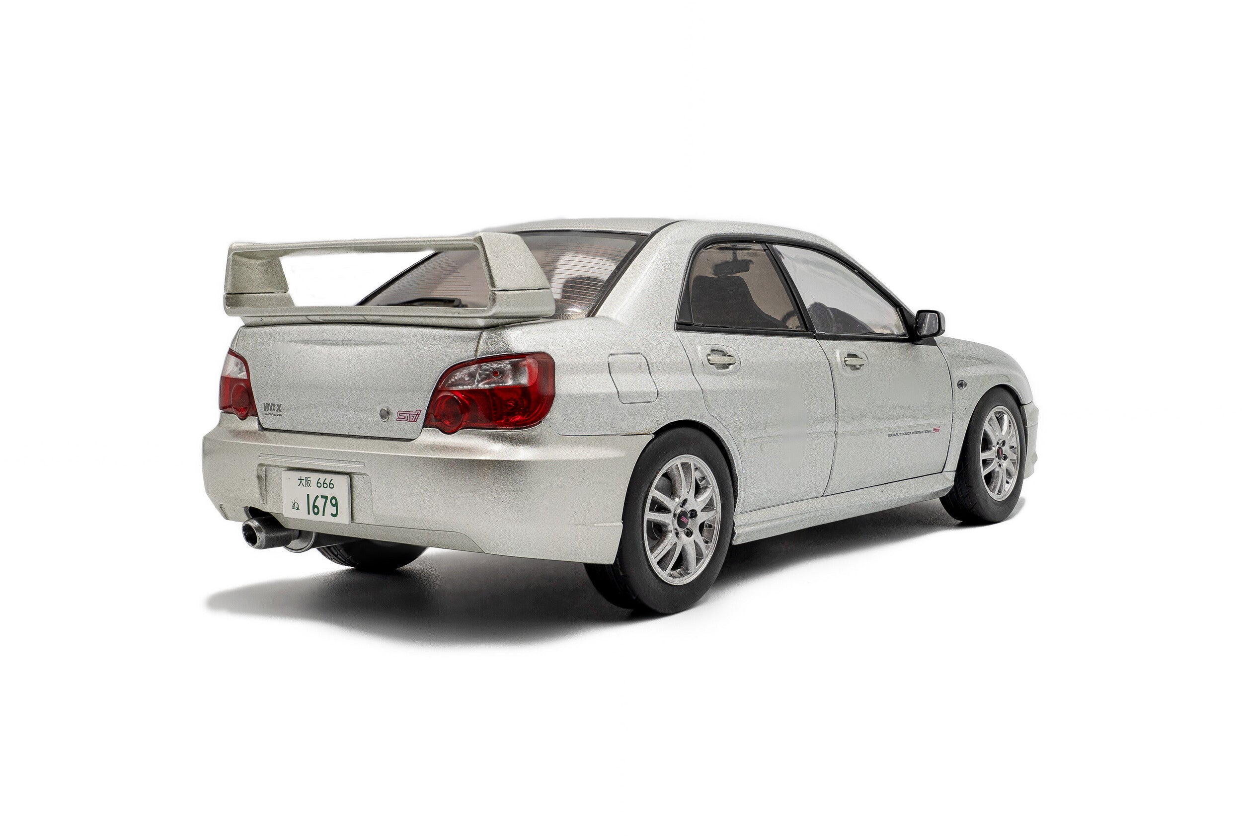 Solido 1:18 Diecast - 2003 Subaru Impreza WRX STi Premium, Silver Effect - S1812303