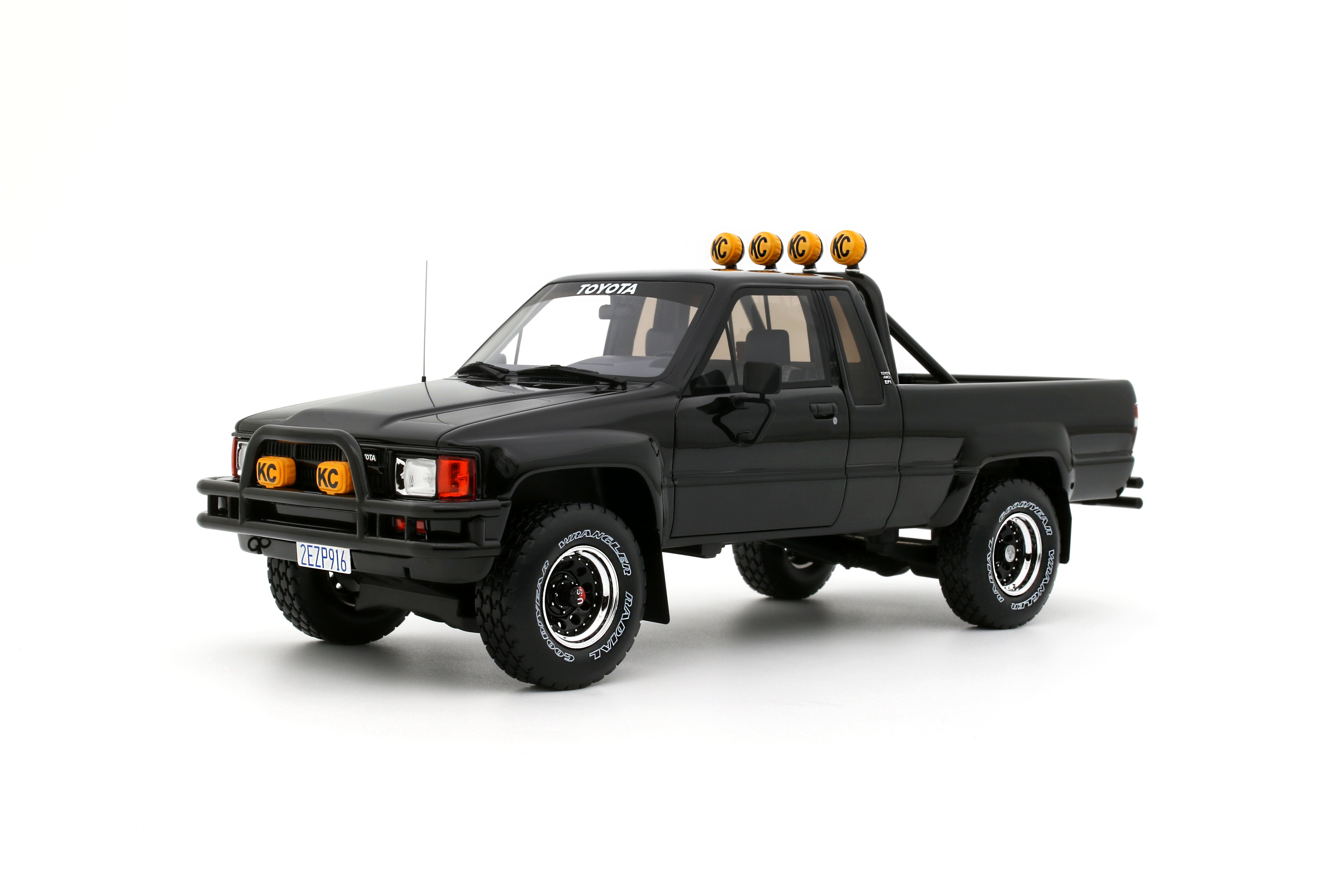OTTO 1:18 Scale Resin - 1985 Toyota Hilux SR5, Back to the Future - Glossy Black 202 - OT481B