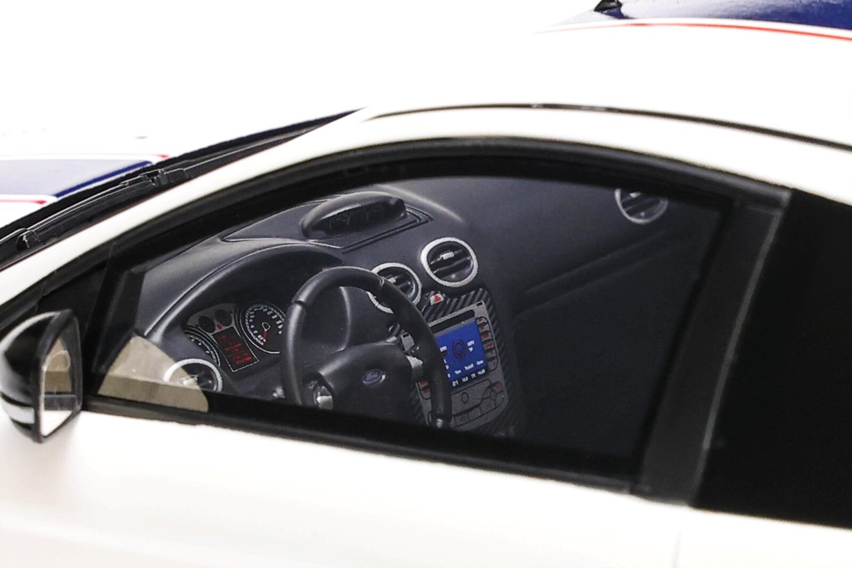 OTTO 1:18 Scale Resin Model Car - Ford Focus RS MK2 - Le Mans - White (OT1009)