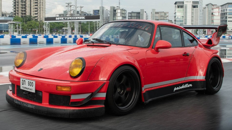 SOLIDO 1:43 Scale - 2008 Porsche 911 RWB Bodykit Painkiller, Red - S4318502