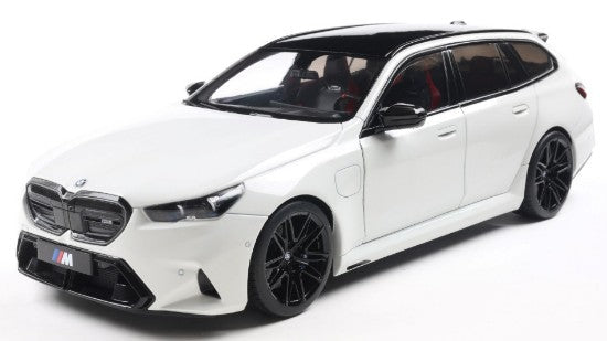 SOLIDO 1:18 Scale - 2025 BMW M5 Touring, Solid White - S1814802