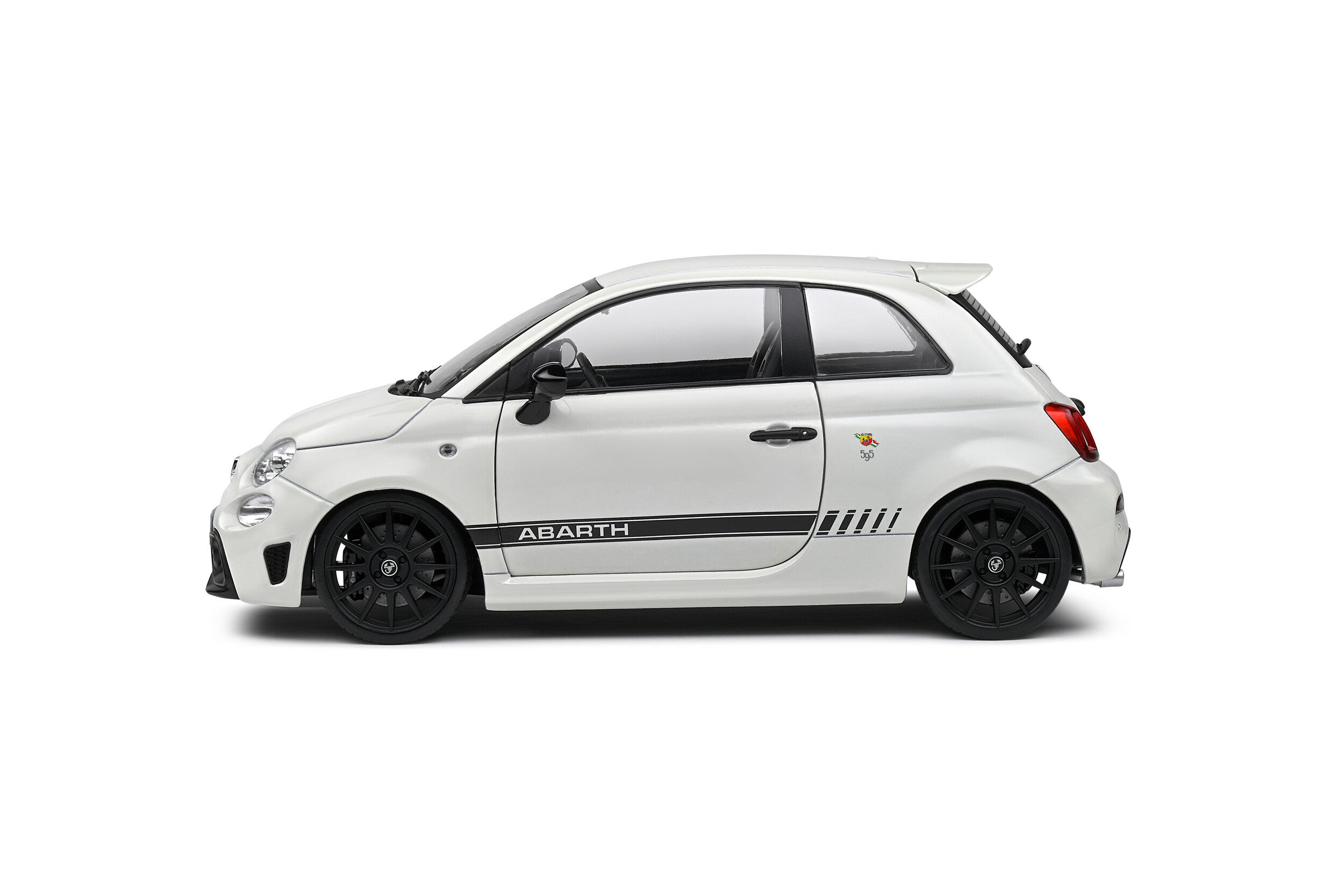 Solido 1:18 Diecast - Fiat F595 ABARTH, Ghiaccio White - S1811301