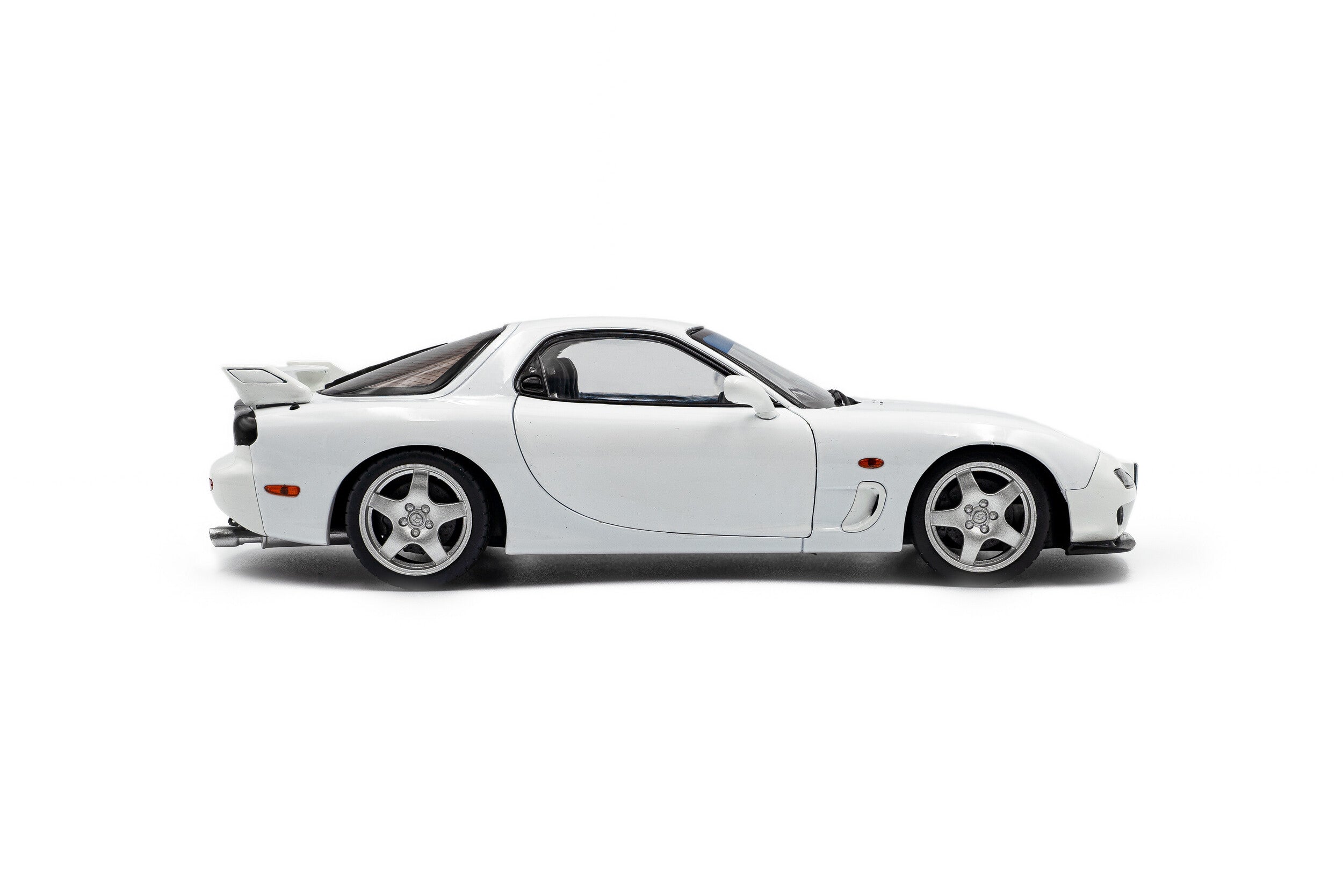 SOLIDO 1:18 Scale Diecast - 1999 Mazda RX7 FD3RS, Pure White - S1810607