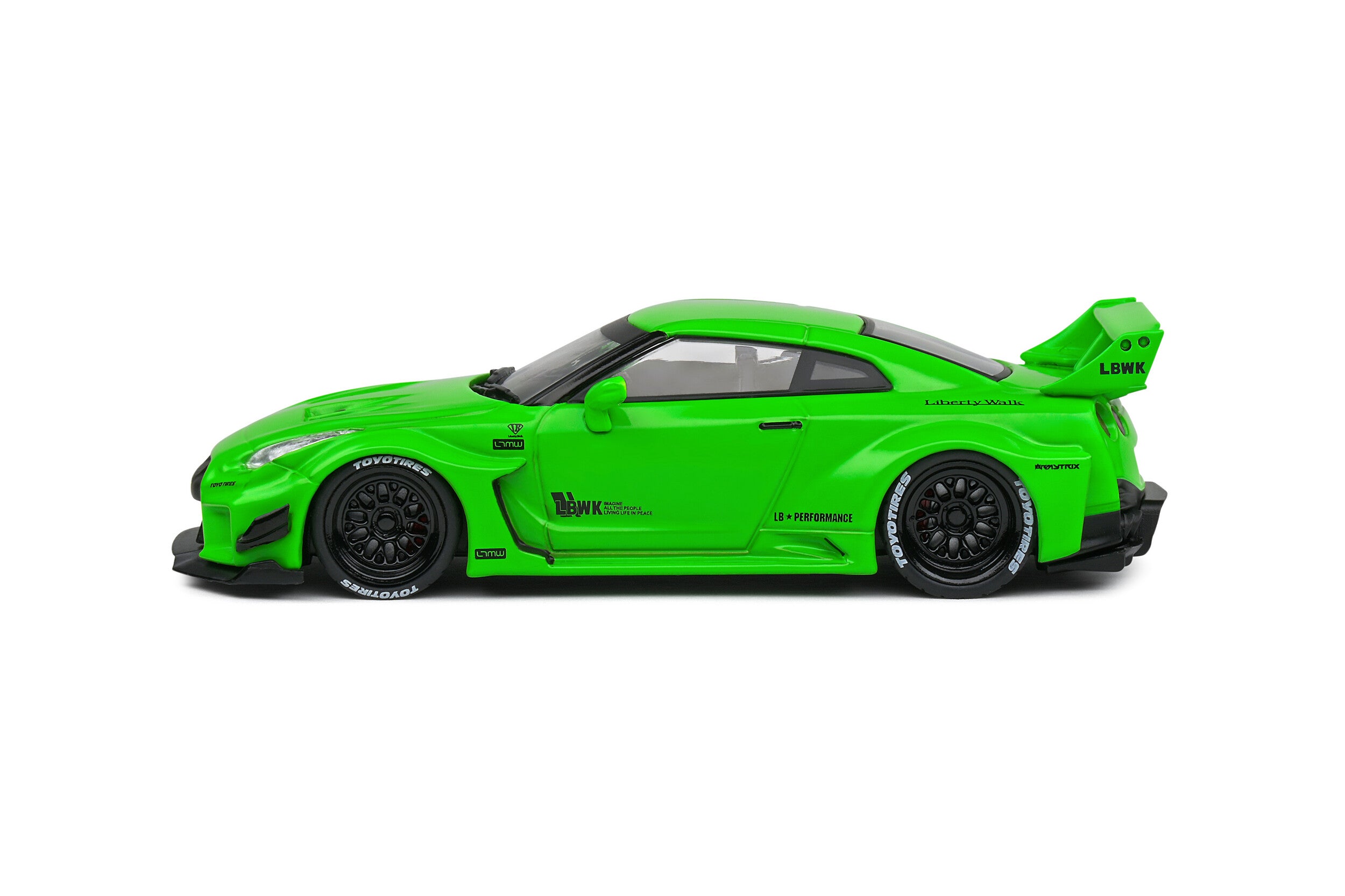 SOLIDO 1:43 Diecast, 2020 Nissan GT-R (R35) LB Work Silhouette - Acid Green - S4311207