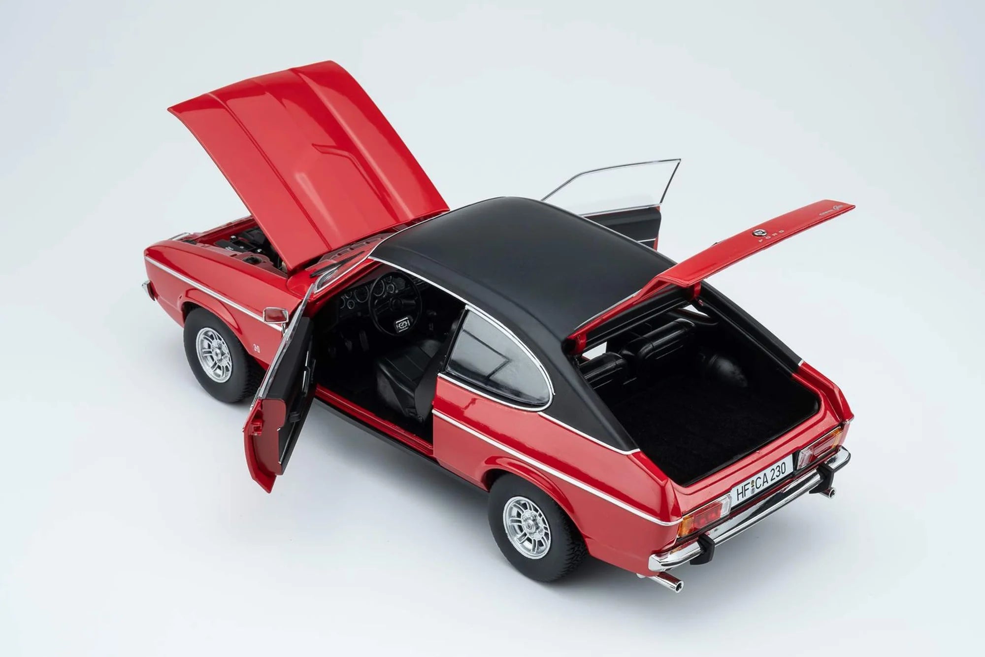 Touring Modelcars 1:18 Scale Diecast - 1974 Ford Capri Mk2 3.0 Ghia, Spanish Red - 18081201