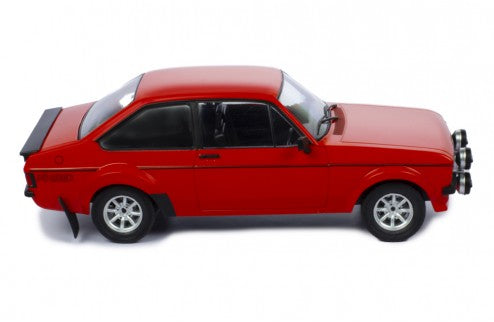 IXO 1:18 1977 FORD ESCORT MK2 RS 2000 , Red, Box Arches, Mudflaps