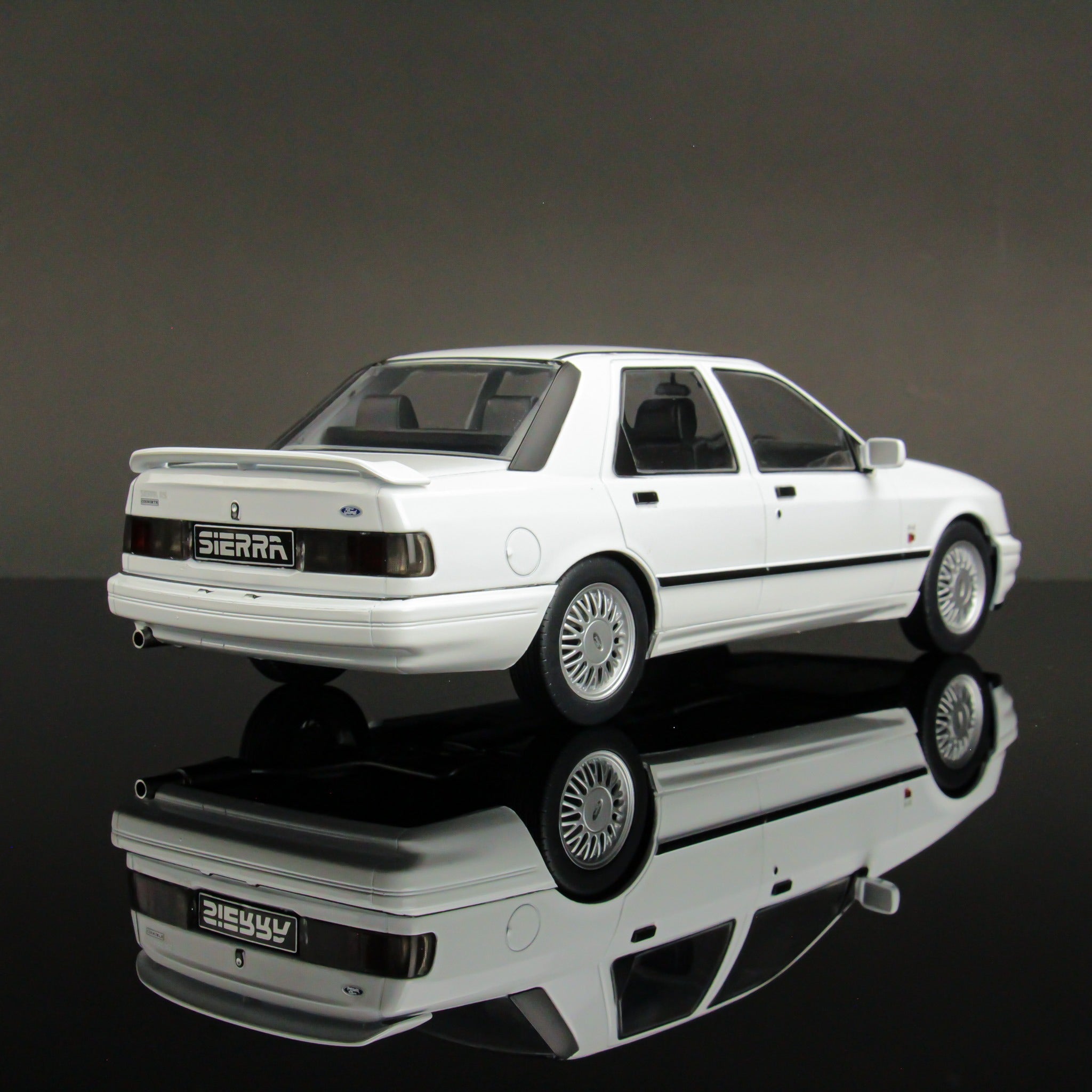 MCG 1:18 Scale - 1992 Ford Sierra Sapphire Cosworth 4x4 White