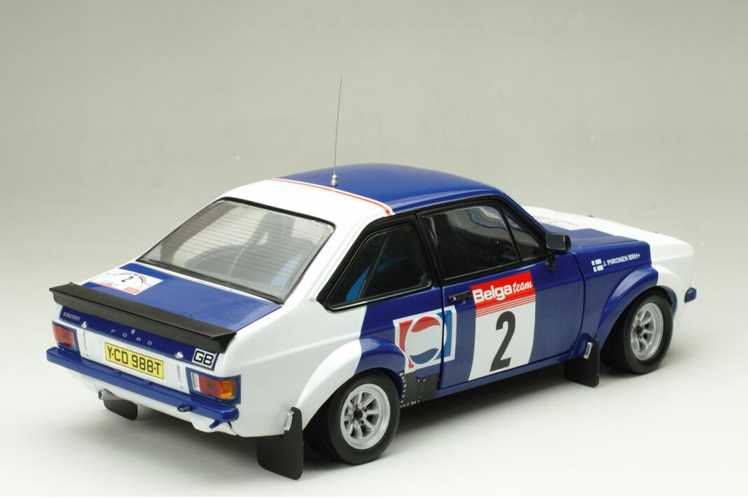 SUNSTAR 1:18 Scale Ford Escort Mk2 RS1800 Airikkala Piironen Des Ardennes 1983 1