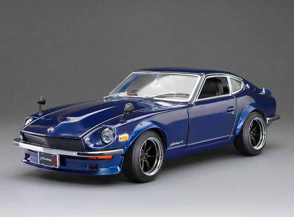 Sunstar 1:18 - 1972 Datsun Fairlady Z (S30) RHD - Midnight Blue - 3515R