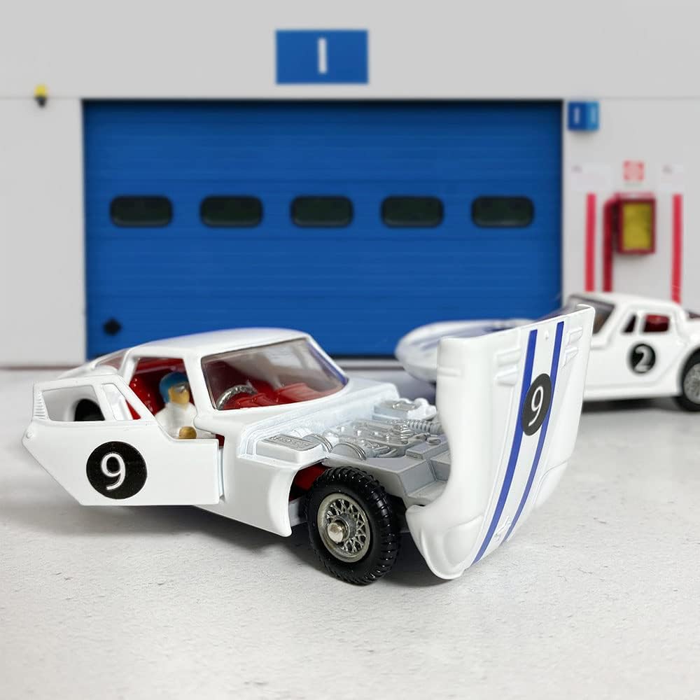 Corgi Model Club 1:43 - Marcos 1800 GT with Volvo Engine, White, 324