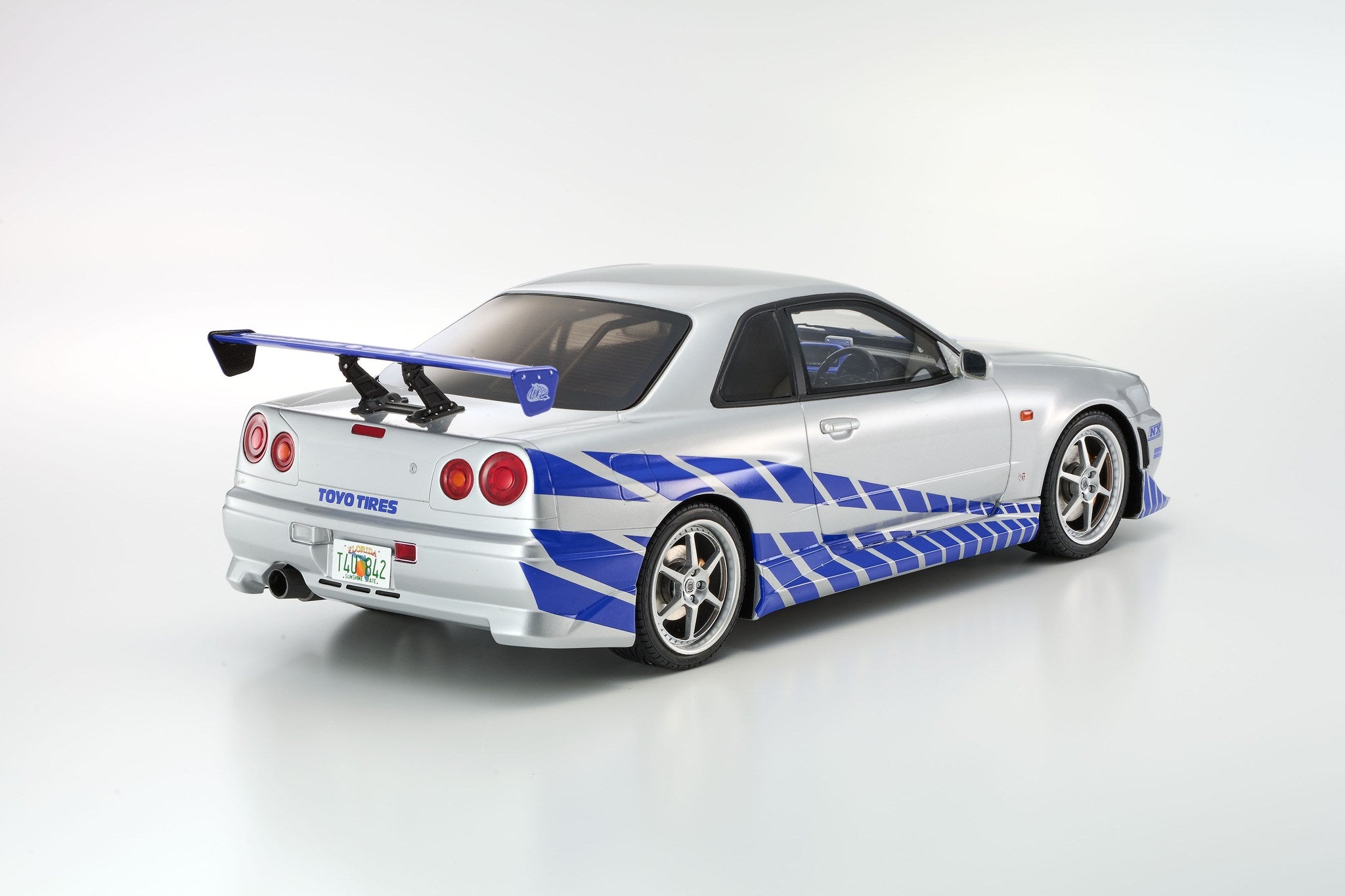 Kyosho Resin - 1:12 Nissan Skyline R34 GT-R 2001 "Fast & Furious" Silver/Blue Stripes - KSR12007A