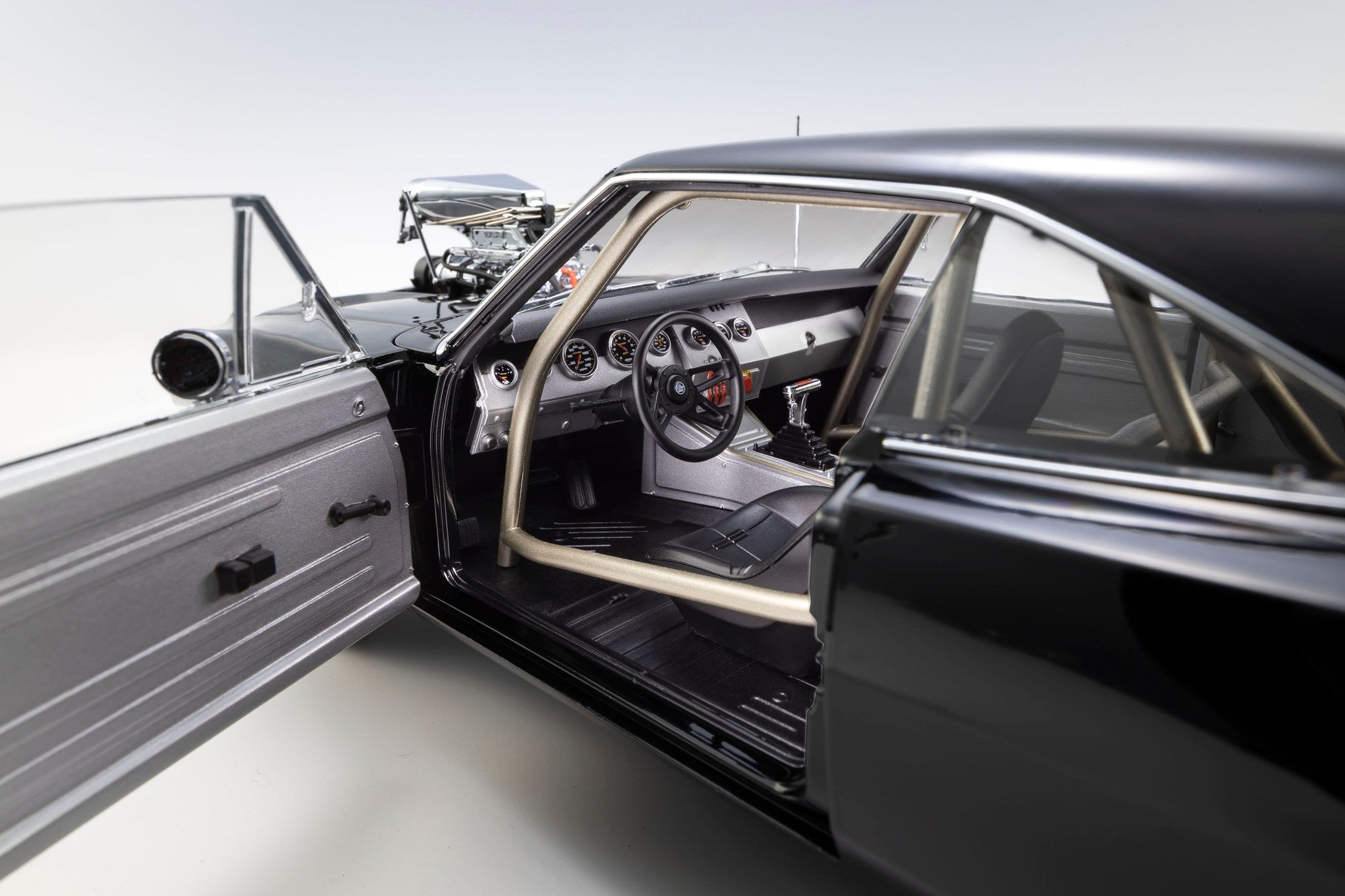 Kyosho Diecast - 1:18 Dodge Charger R/T 1970 Fast & Furious - Black - KS08974FF