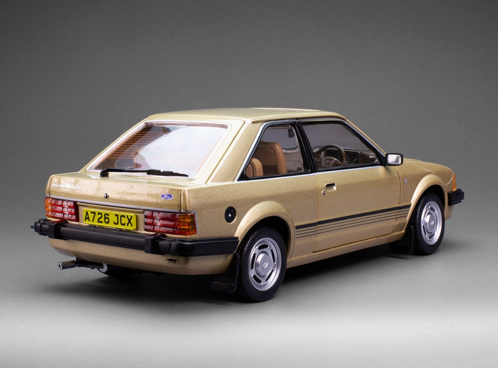 SUNSTAR 1:18 Scale - 1981 Ford Escort Mk3 Ghia in Gold - RHD UK EXCLUSIVE, 360 pcs - 5032R