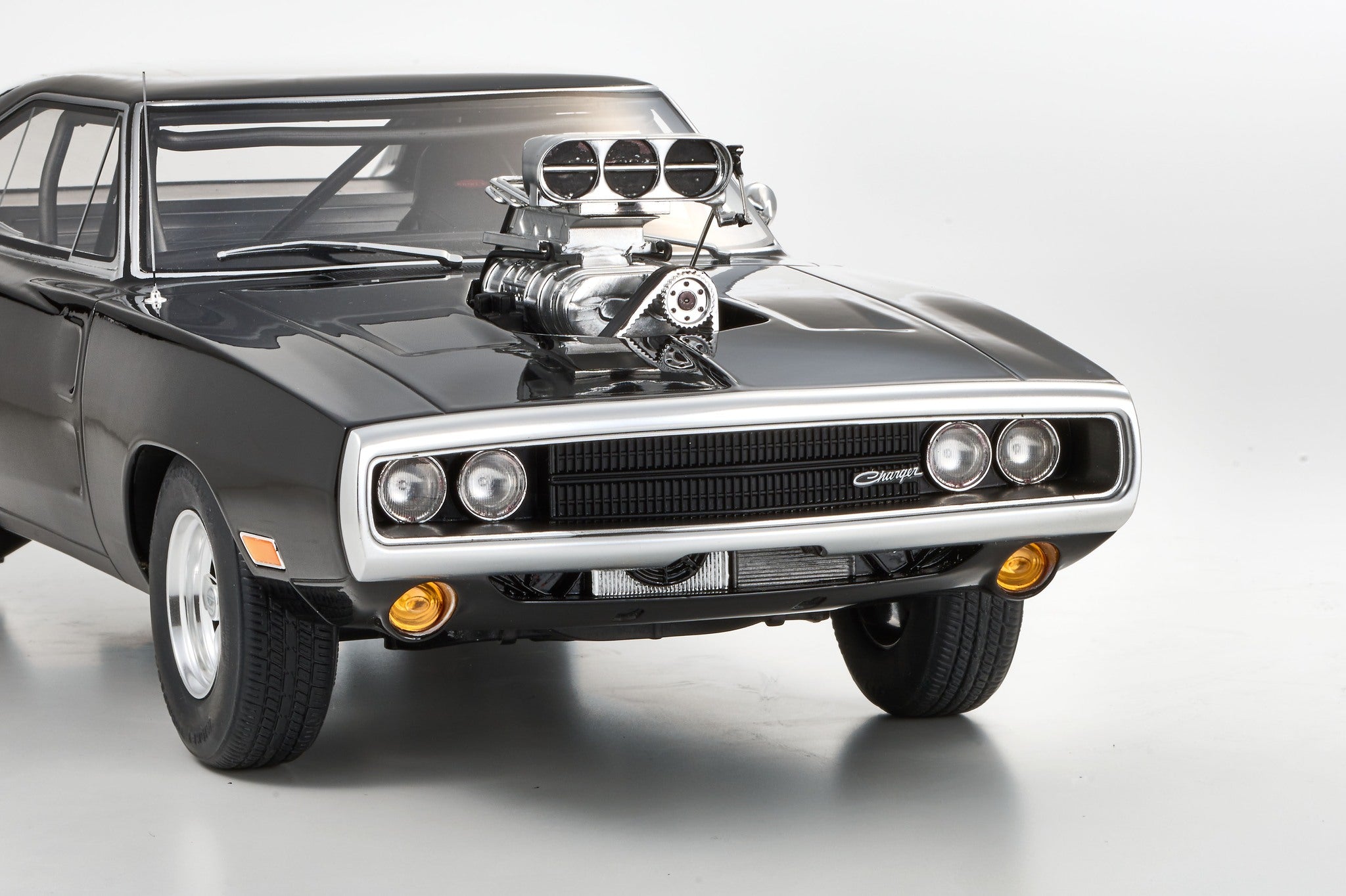 Kyosho Diecast - 1:12 Dodge Charger R/T 1970 Fast & Furious - Black - KSR12008A