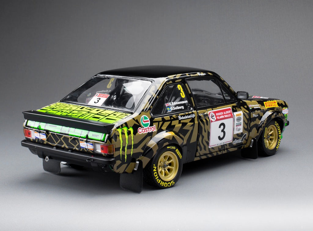 SUNSTAR 1:18 Scale - Ford Escort RS1800 - #3 O.Solberg/E.Edmondson - Roger Albert Clark Rally 2023 with Oliver Solberg Figure) (limited edition 999pcs) - 4864F