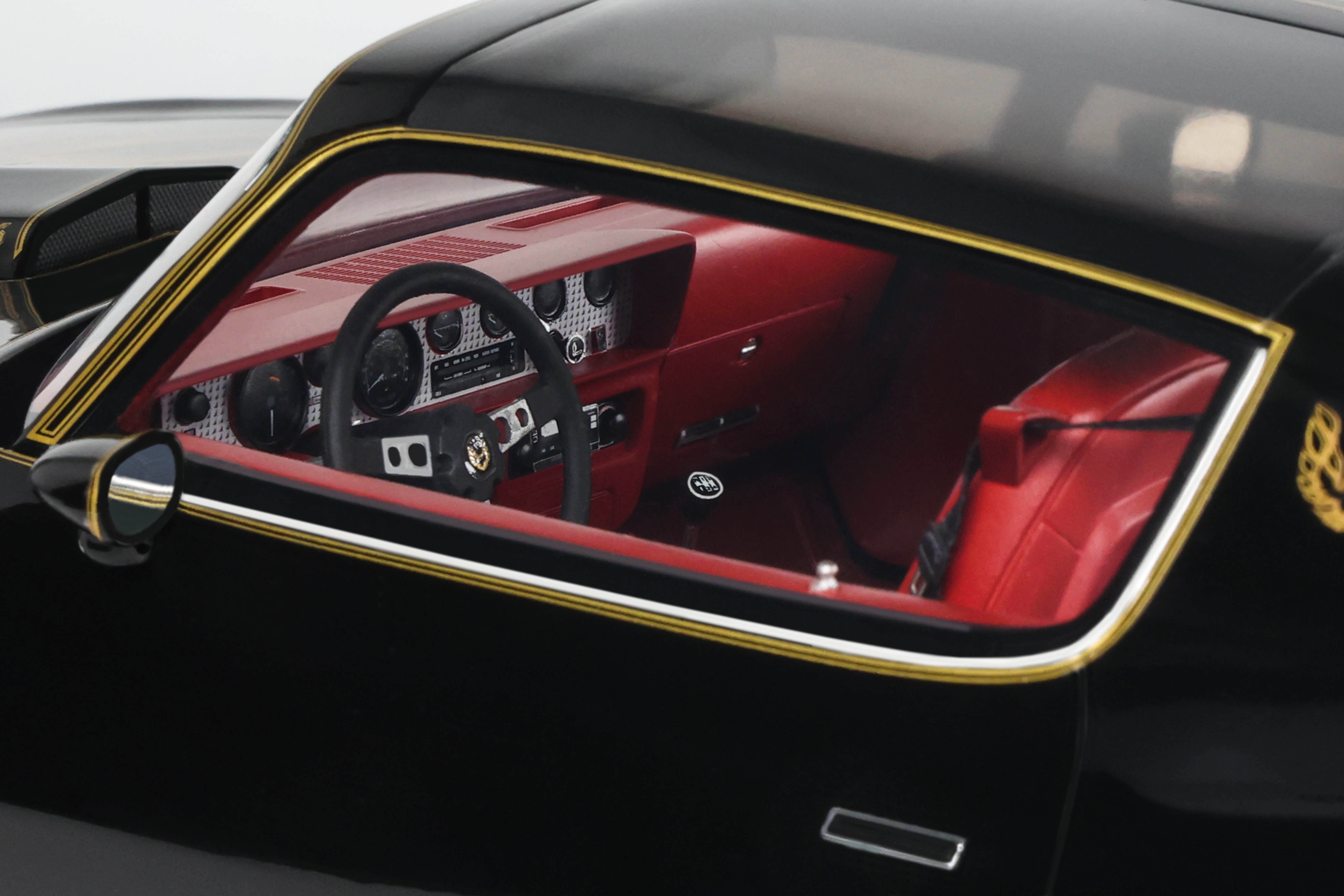 OTTO 1:12 Scale Resin - 1978 PONTIAC FIREBIRD TRANS AM, STARLIGHT BLACK 19 - G098