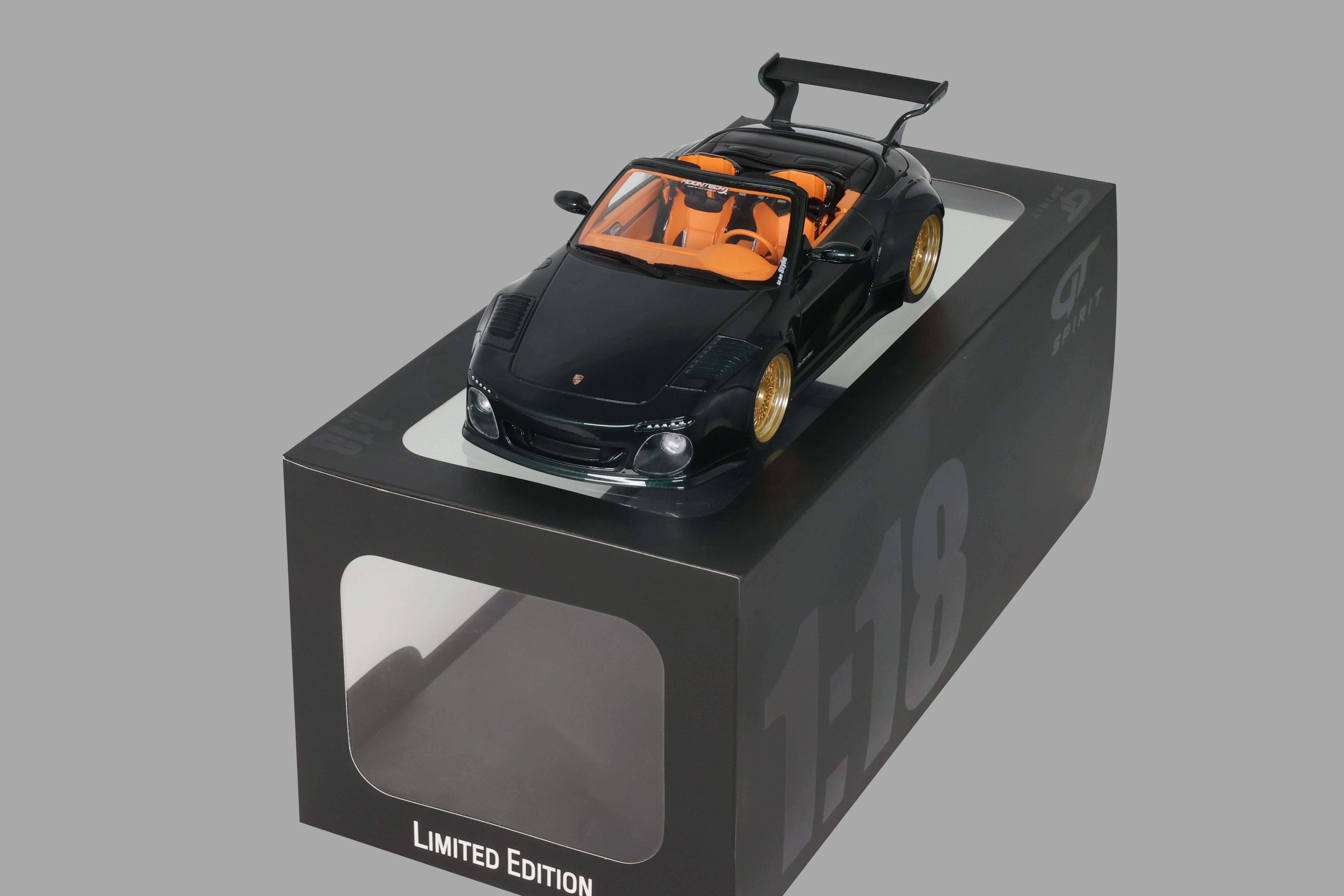 GT Spirit 1:18 Scale Resin,  2024 Porsche 911 (997) OLD & NEW TOKYO AUTO SALON, GREEN - GT548