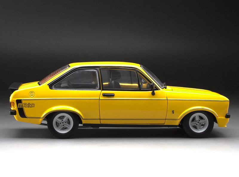 SUNSTAR 1:18 Scale Ford Escort Mk2 Mexico in Yellow (RHD)