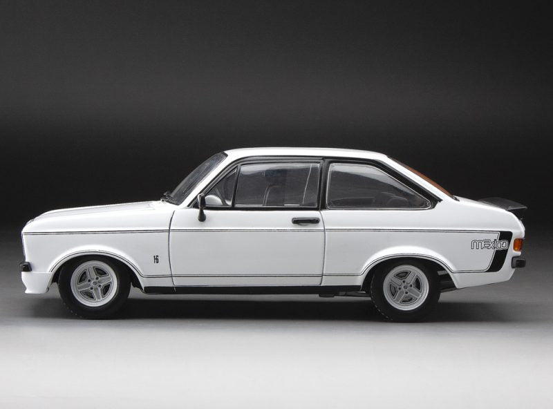 SUNSTAR 1:18 Scale Ford Escort Mk2 Mexico in White (RHD)