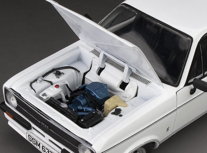 SUNSTAR 1:18 Scale Ford Escort Mk2 Mexico in White (RHD)