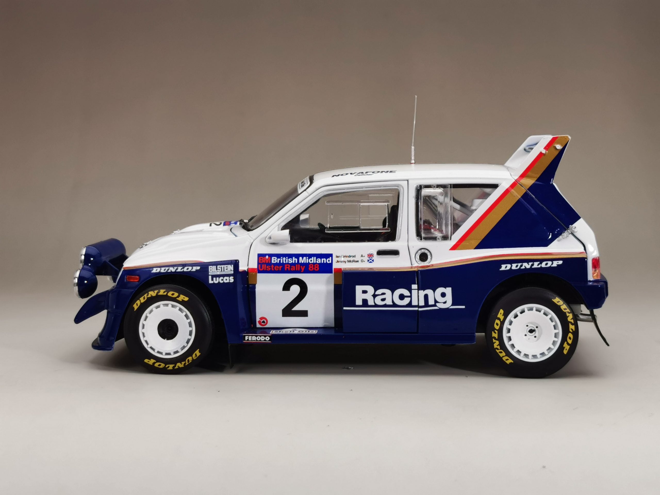 Sunstar 1:18 MG Metro 6R4 – #2 J. McRae / I. Grindrod – Winner British Midland Ulster Rally 1986 - 5542
