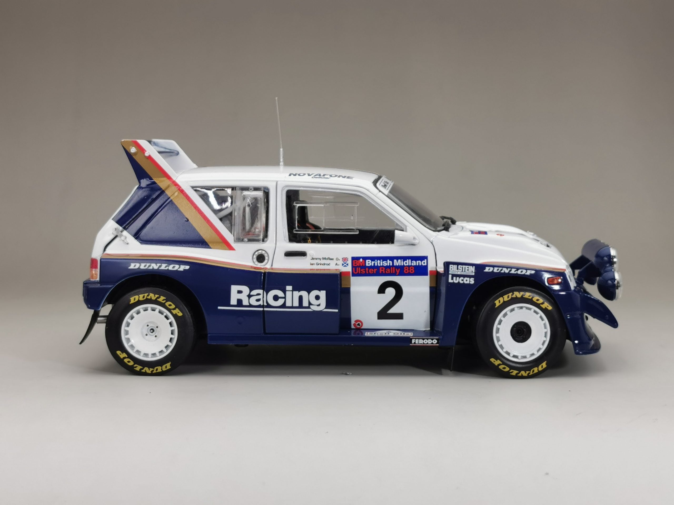 Sunstar 1:18 MG Metro 6R4 – #2 J. McRae / I. Grindrod – Winner British Midland Ulster Rally 1986 - 5542