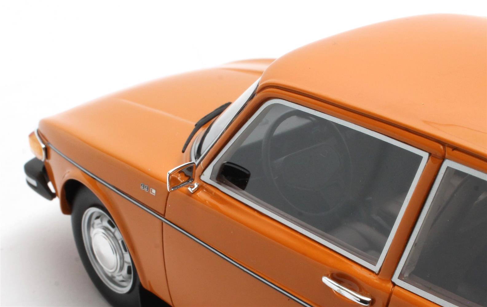 CULT 1:18 Resin - 1975 Saab 99 Combi - Indian Yellow - CML176-1