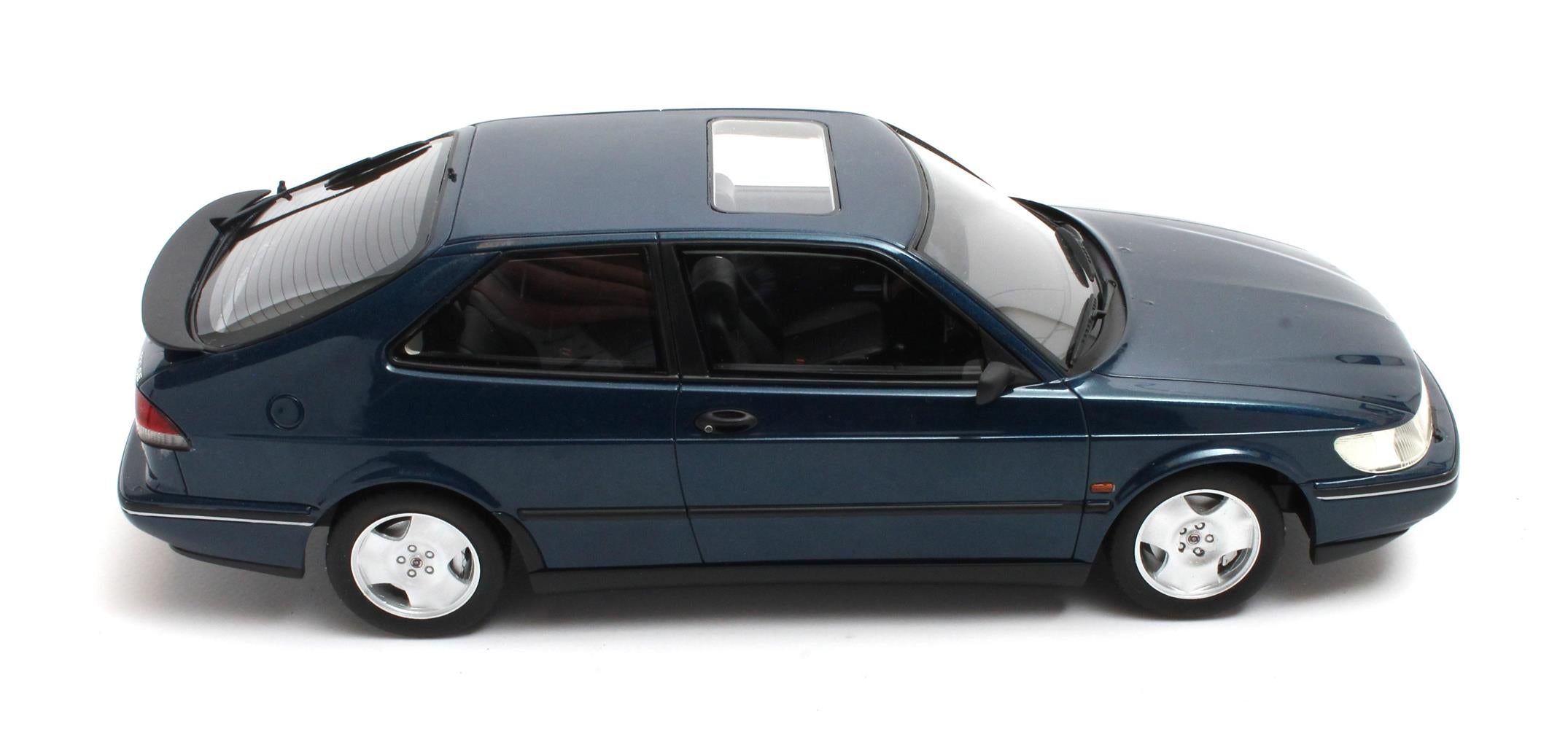 CULT 1:18 Scale 1994 SAAB 900 SE Turbo, Blue Metallic - CML190-1