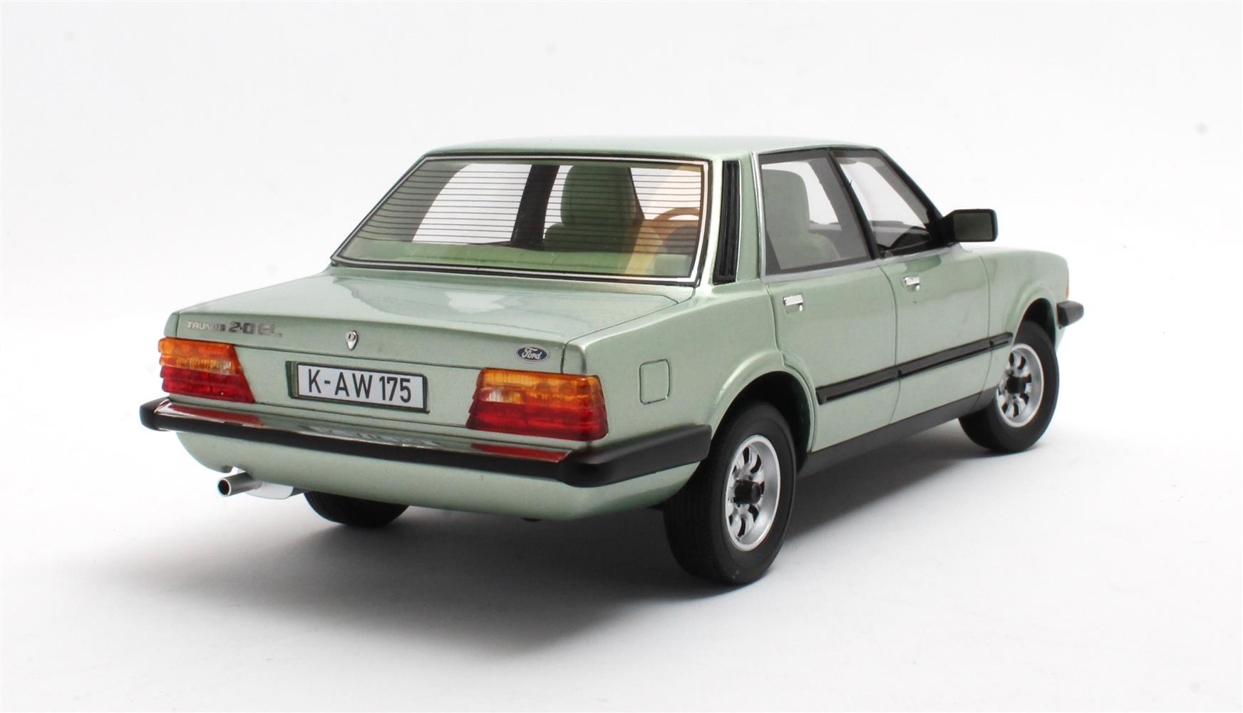 CULT 1:18 Resin - 1980 Ford Taunus TC4 (Cortina Mk5 2.0 GL) - Green Metallic - CML175-1