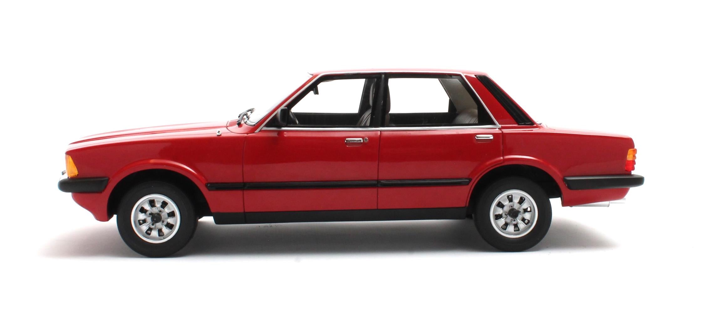 CULT 1:18 Resin - 1980 Ford Taunus TC4 (Cortina Mk5 2.0 GL) - Red - CML175-2