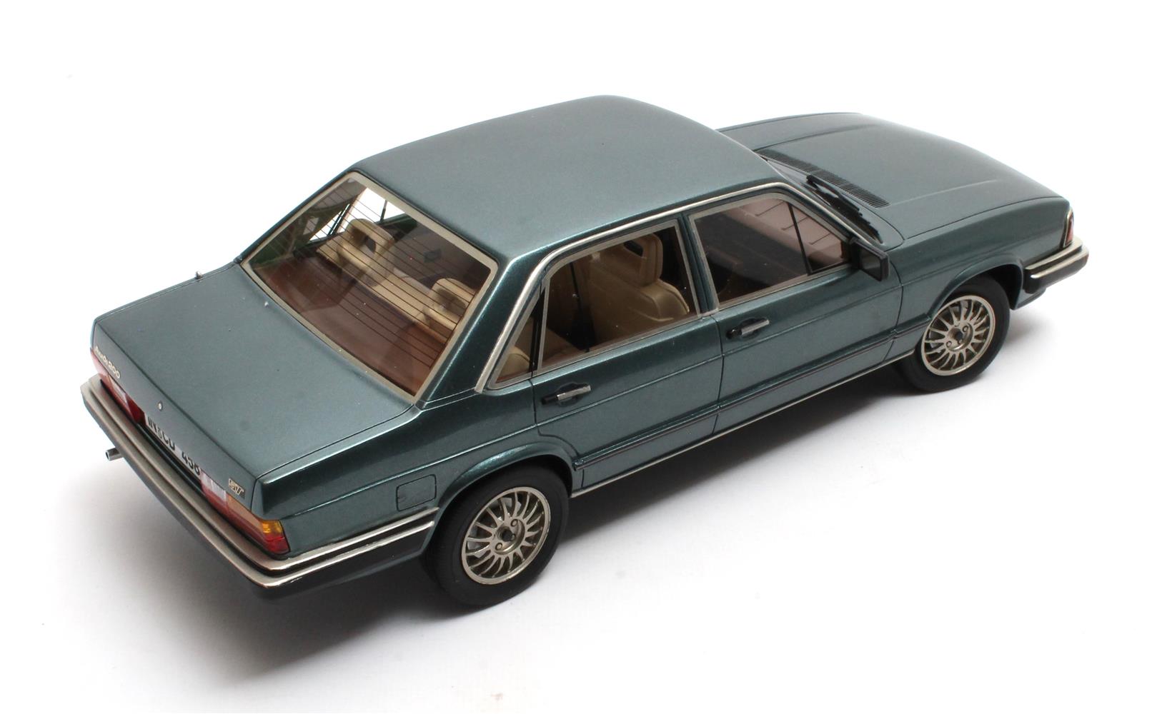 CULT 1:18 Resin - 1980-1982 Audi 200 5T typ 43 - Blue Metallic - CML146-2