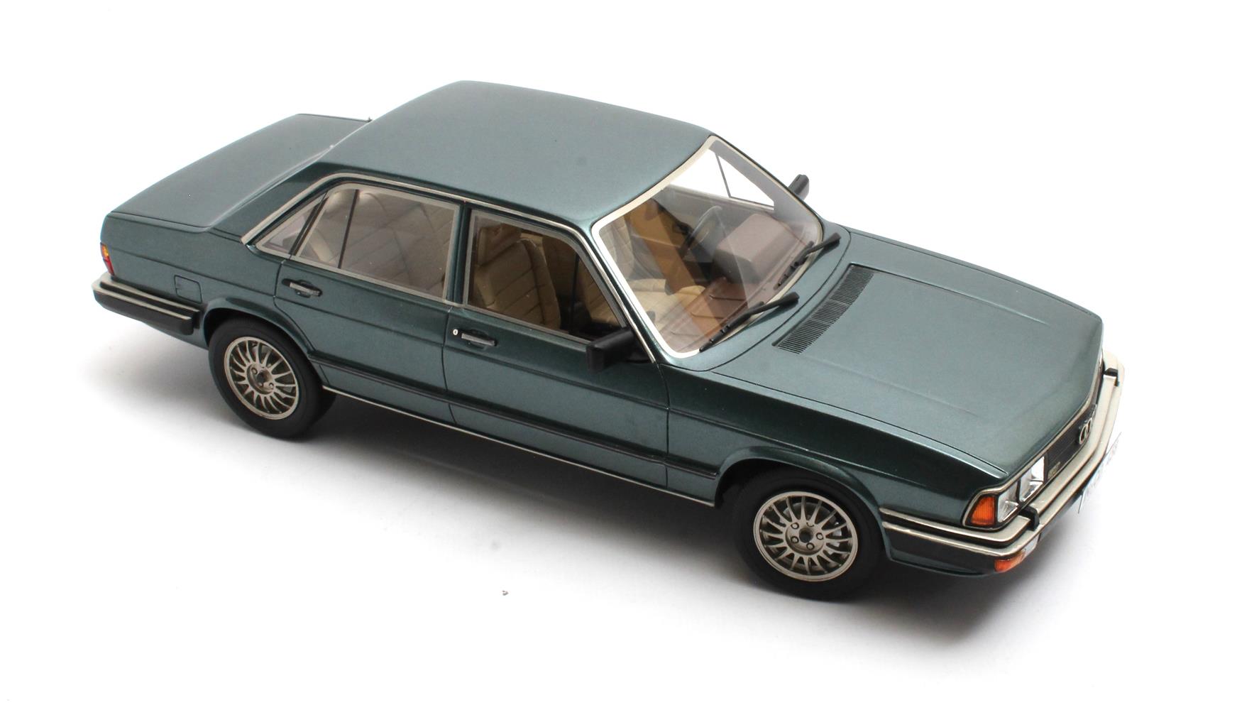 CULT 1:18 Resin - 1980-1982 Audi 200 5T typ 43 - Blue Metallic - CML146-2
