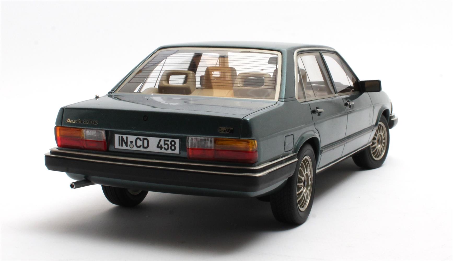 CULT 1:18 Resin - 1980-1982 Audi 200 5T typ 43 - Blue Metallic - CML146-2