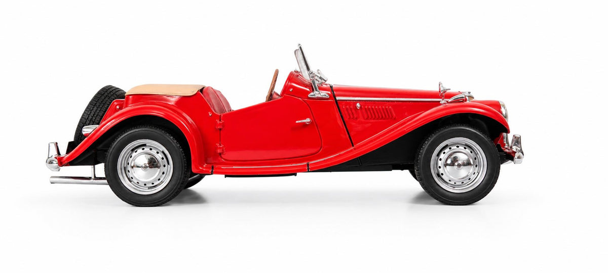 CULT 1:18 Scale 1953 to 1955 MG TF, Red - CML208-1