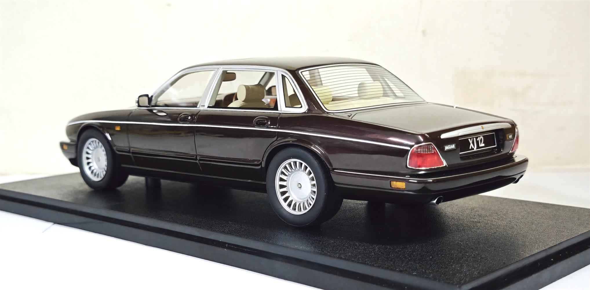 CULT 1:18 Scale 1994-97 Jaguar XJ12 Sovereign, Red  - CML323-2
