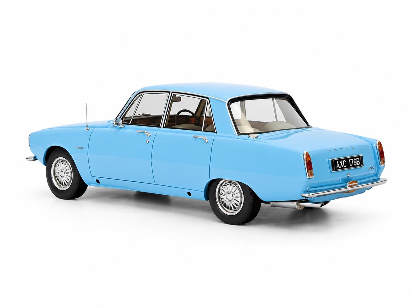 CULT 1:18 Scale - 1964 Rover 2000 - Wedgwood Blue - CML168-2