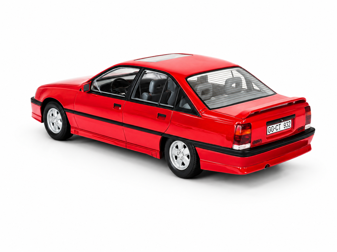 CULT 1:18 Scale - 1987-1994 Opel Omega 3000 - Magma Red - CML237-1