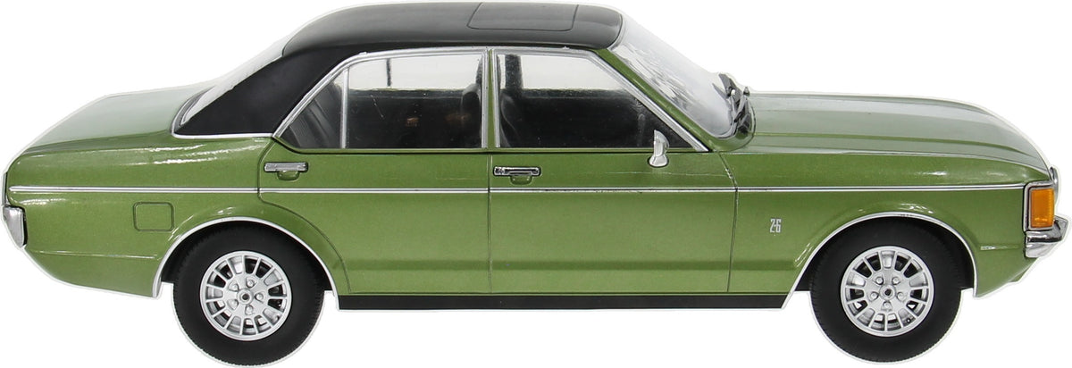 MCG 1:18 Scale Diecast - 1973 Ford Granada Mk1 (RHD UK EXCLUSIVE), Green - MCG18830