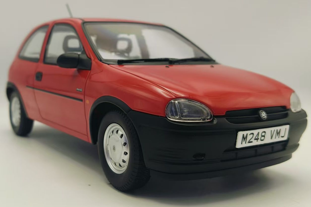 MCG 1:18 Scale Diecast - 1993 Vauxhall Corsa Merit (UK Exclusive RHD), Red - MCG18845
