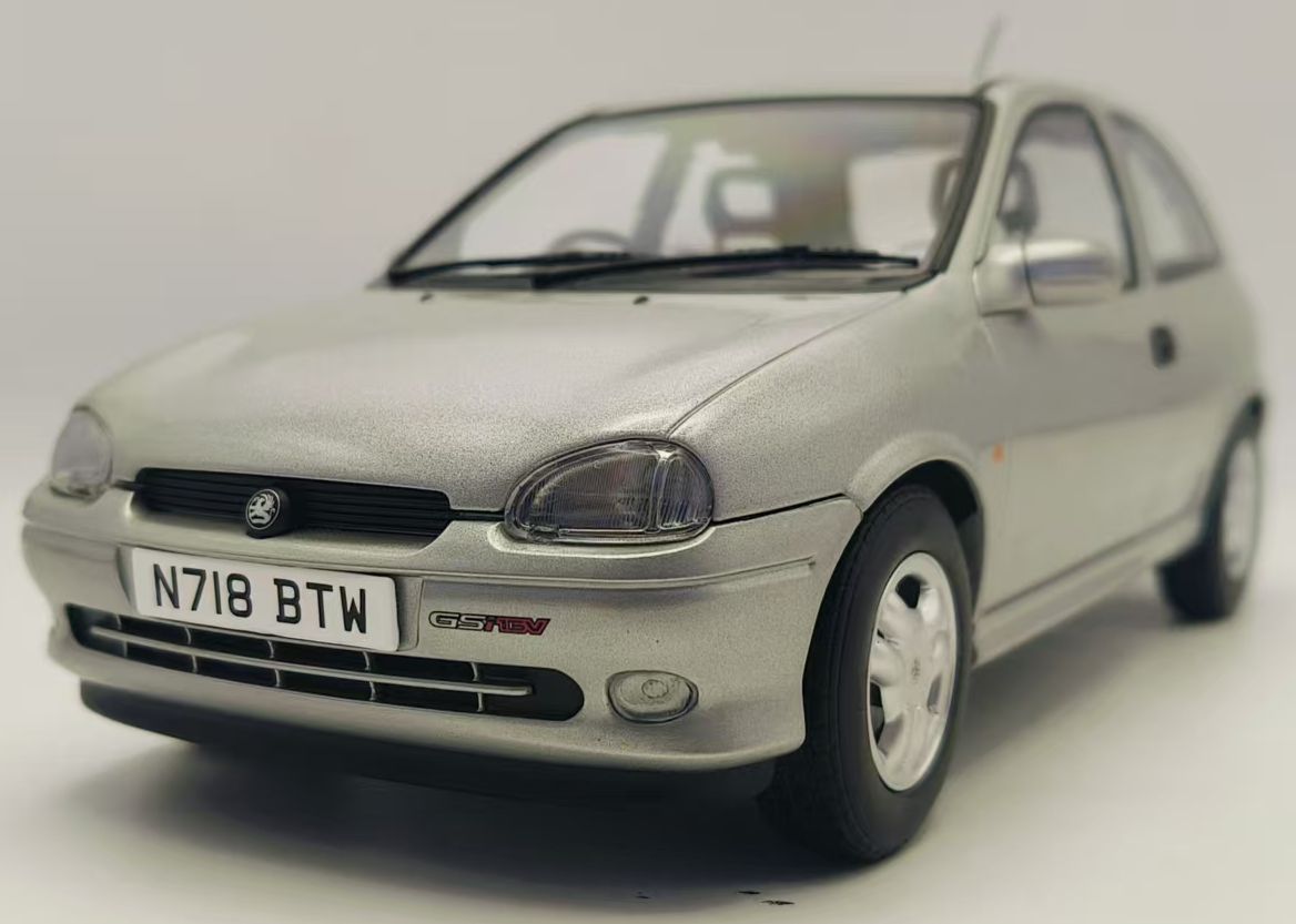 MCG 1:18 Scale Diecast - 1993 Vauxhall Corsa GSi (UK Exclusive RHD), Silver - MCG18846
