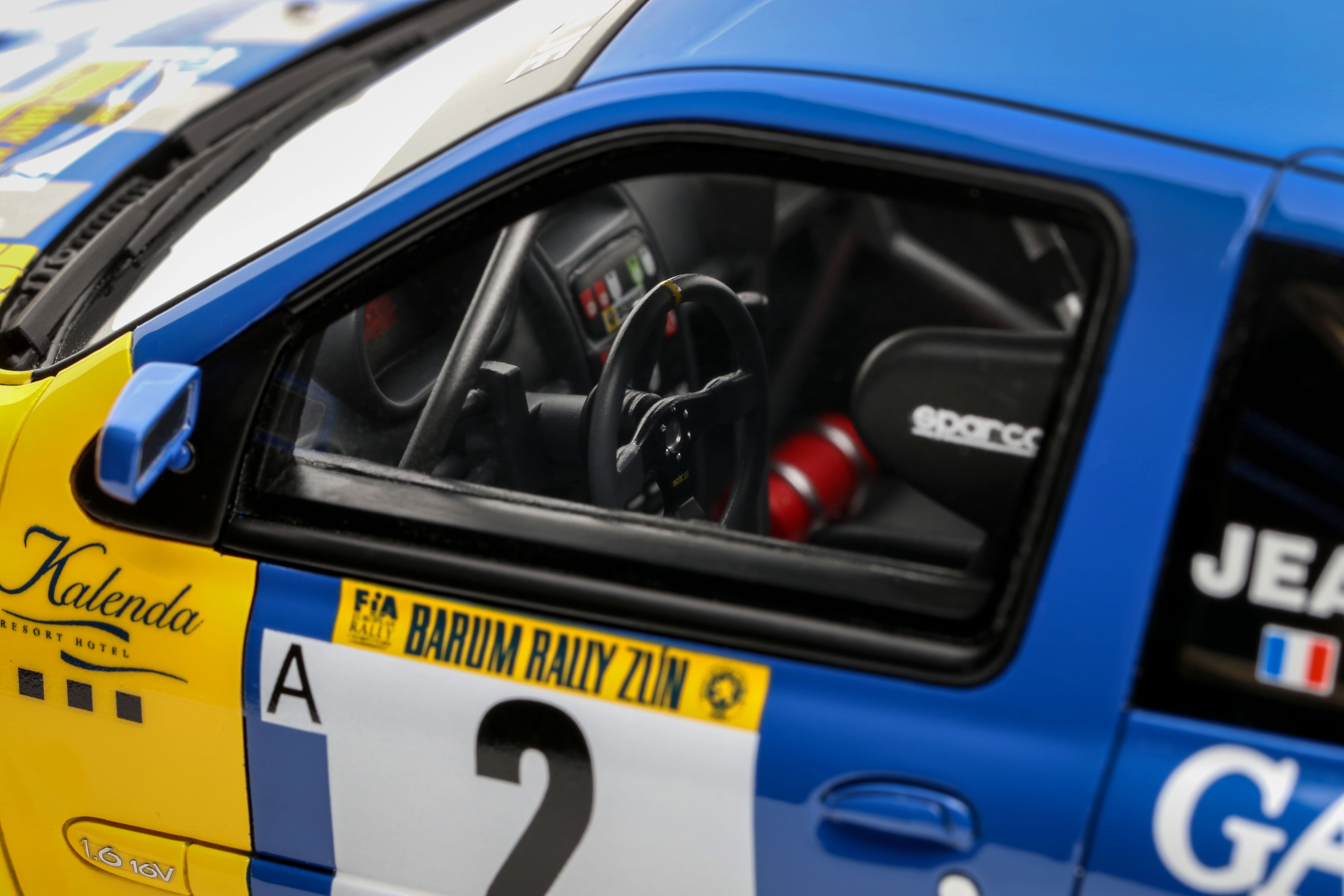 OTTO 1:18 Scale Resin - Renault Clio S1600, Barun Rally Zlin 2004  - Blue/Yellow - OT1152