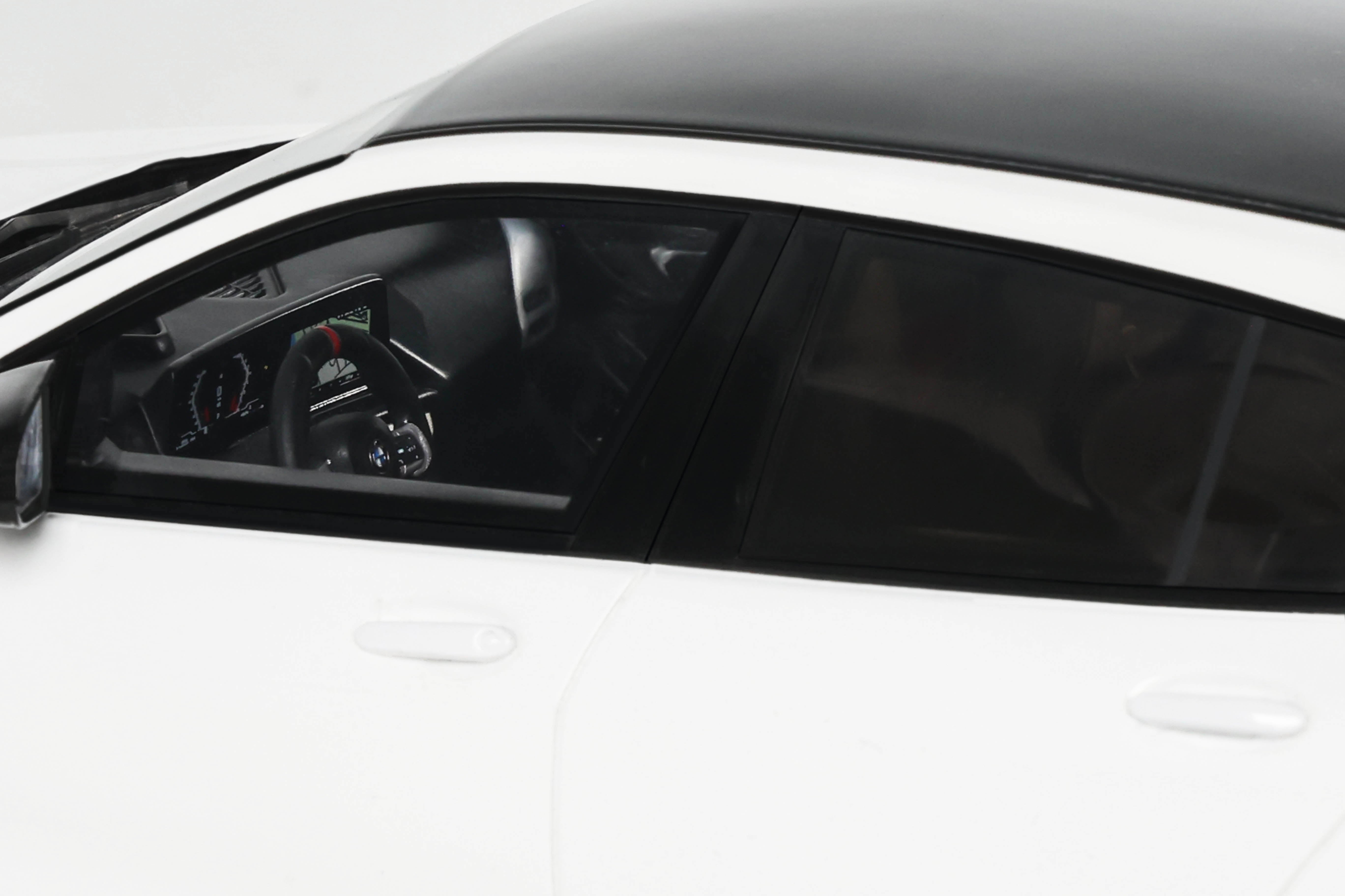OTTO 1:18 Scale Resin - 2024 BMW M135 xDRIVE, ALPINE WHITE SOLID - OT1269